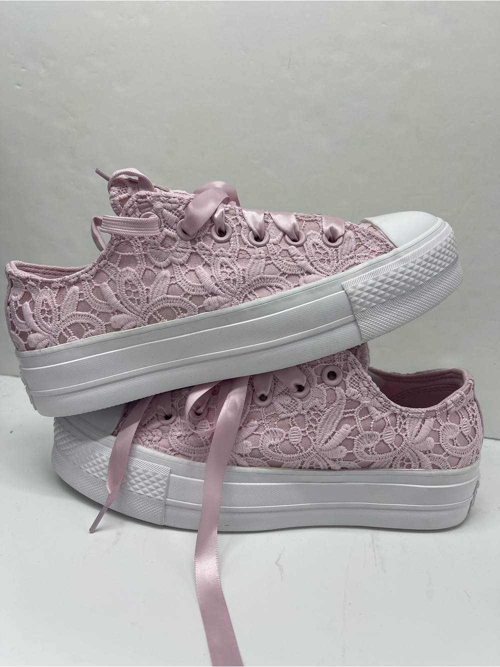 Converse A15006C CTAS LIFT OX
SUMMIT PINK/SUMMIT PINK/WHITE Platform Sneakers - Picture 12 of 16